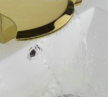 Waterfall bathtub faucet