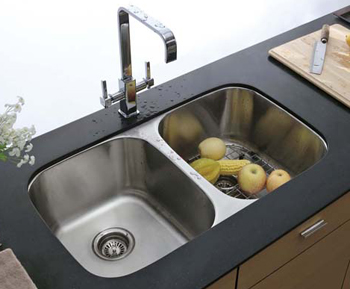 Stainless steel kitchen sink