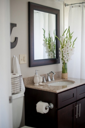 Comparison Between Aluminum And Stainless Steel Bathroom Accessories White Bathroom Accessories