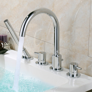 High End Rotatable Sidespray Roman Tub Bathtub Faucet