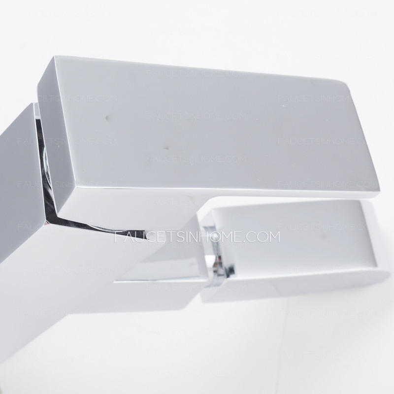 Modern Square Shaped Pullout Bathroom Sink Faucet