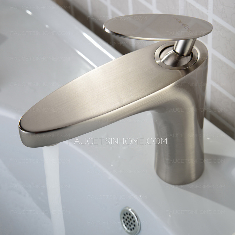Modern Brushed Nickel Copper Single Handle Bathroom Sink Faucet
