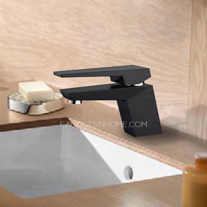 Designed Black Painting Short Single Hole Bathroom Faucet