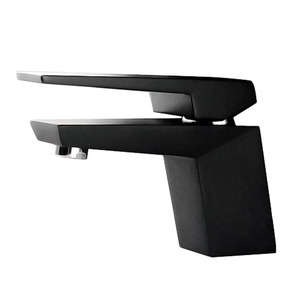 Designed Black Painting Short Single Hole Bathroom Faucet