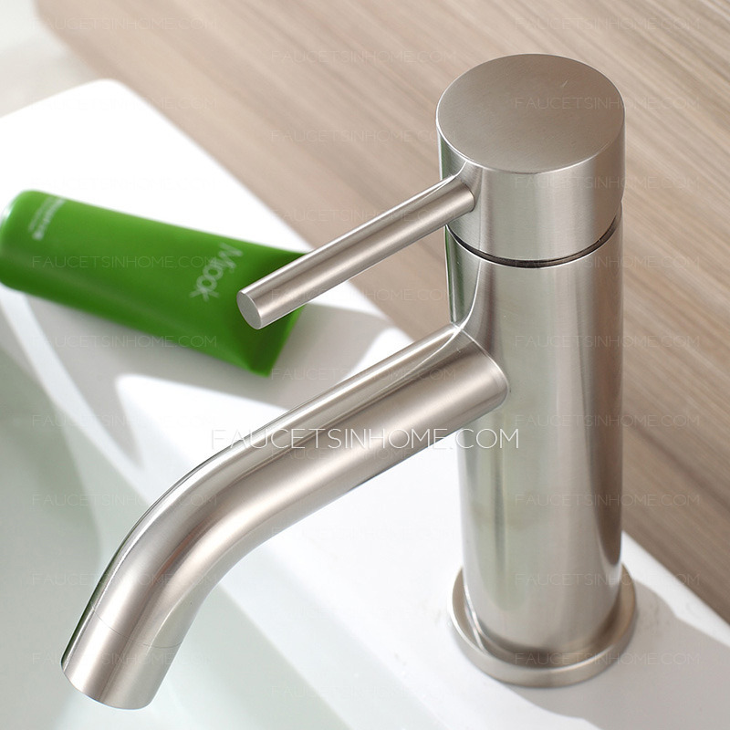 Peerless Stainless Steel Bathroom Sink Faucet Brushed Nickel