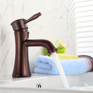 Chic Rose Gold Brushed Single Hole Bathroom Sink Faucet