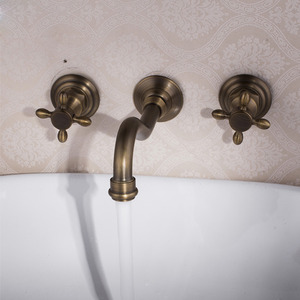 Vintage Wall Mount Three Hole Antique Brass Bathroom Faucets