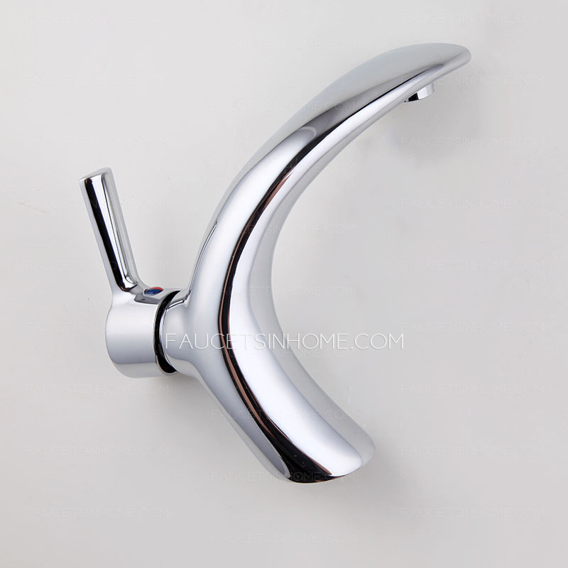 Designed Fashion Chrome Finish Single Handle Bathroom Sink Faucets