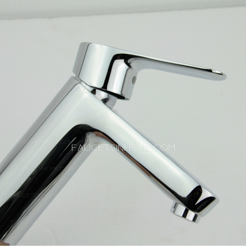 Designed Chrome Finish One Hole Bathroom Sink Faucets