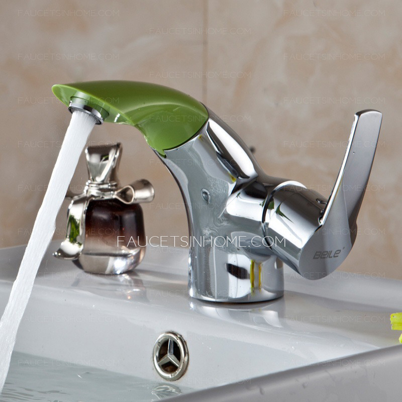 Modern Copper Pullout Spray One Hole Chrome Faucet