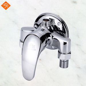 Wall Mounted Modern Bath Faucets Shiny Apperance 