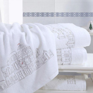 Pure Cotton Embroidery White 59*30 Inch Bathroom Towel One Piece