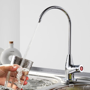 Simple Single Handle Chrome Best Kitchen Faucets