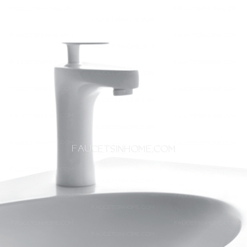 Modern Wall Mount White Painting Bathroom Faucet Sale