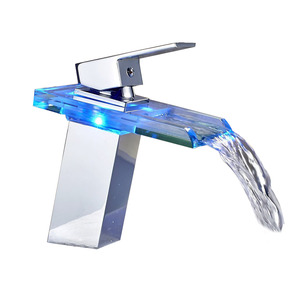 Polished Chrome Single Handle LED Bathroom Sink Faucet Single Hole 