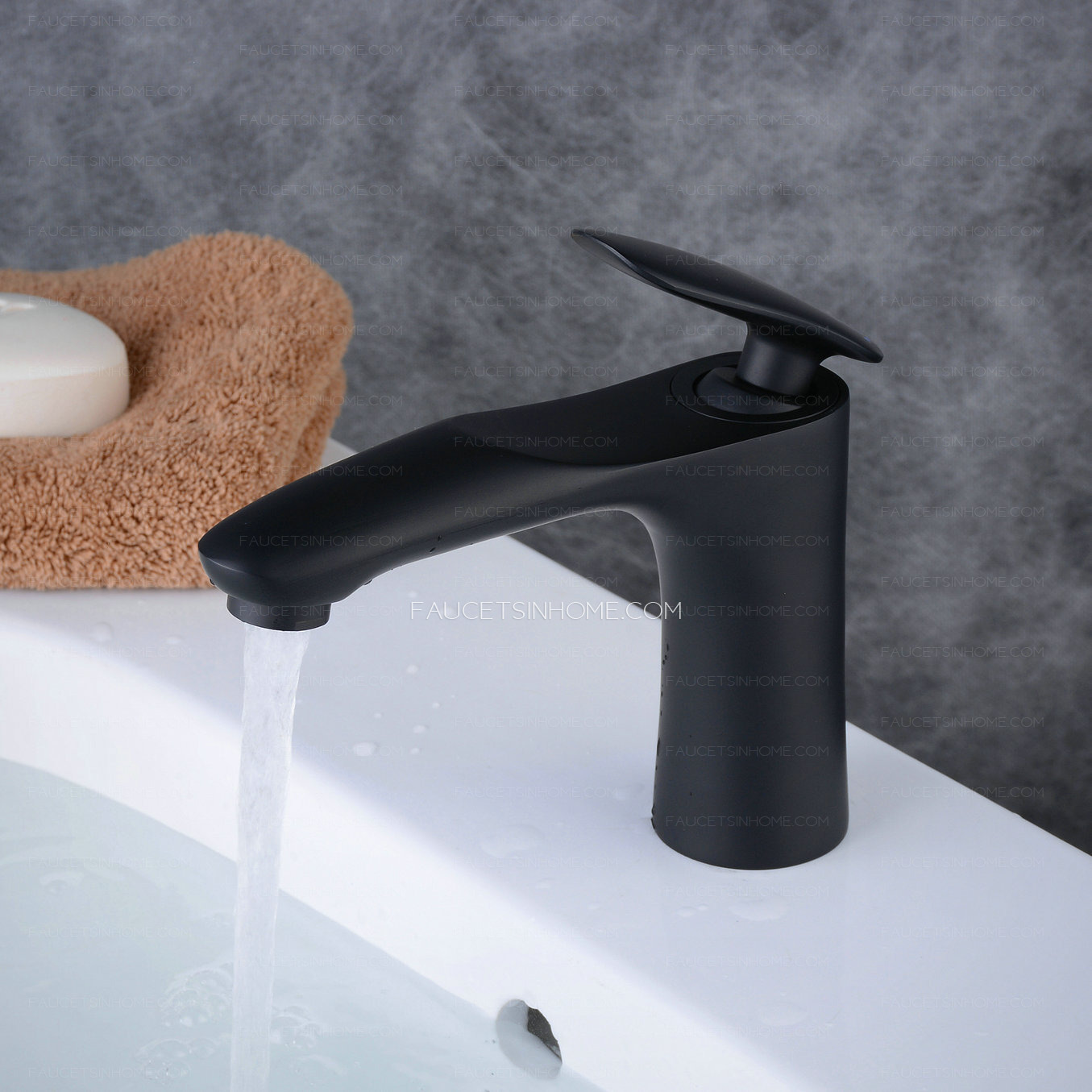 Matte Black Single Handle Brass Desk Mounted Bathroom Shower Faucet Tap